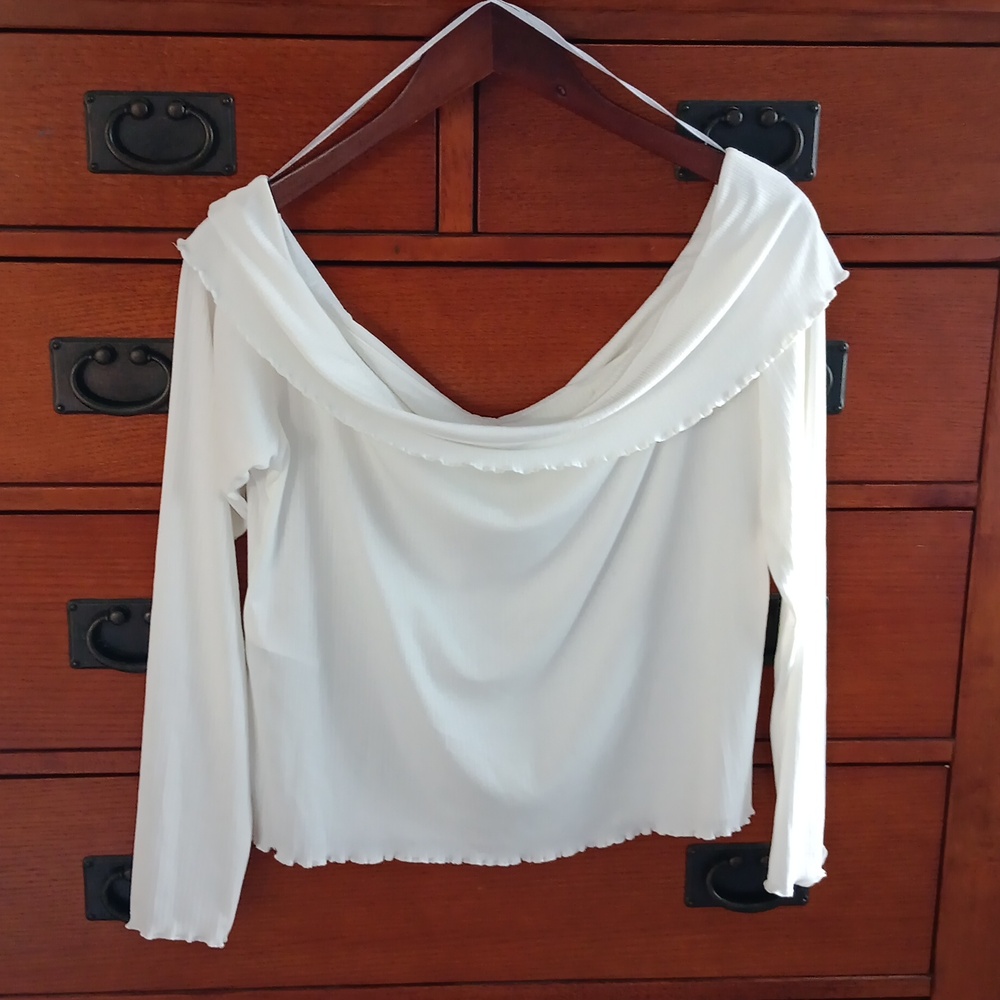 Divided Ribbed Off The Shoulder Top - Picture 2 of 3